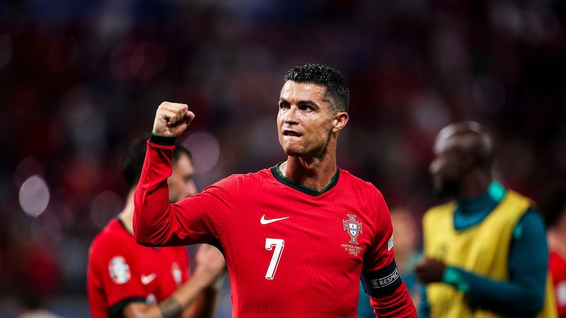 米体:尤文更衣室不满莫塔,多名球员与他之间的关系变得糟糕.